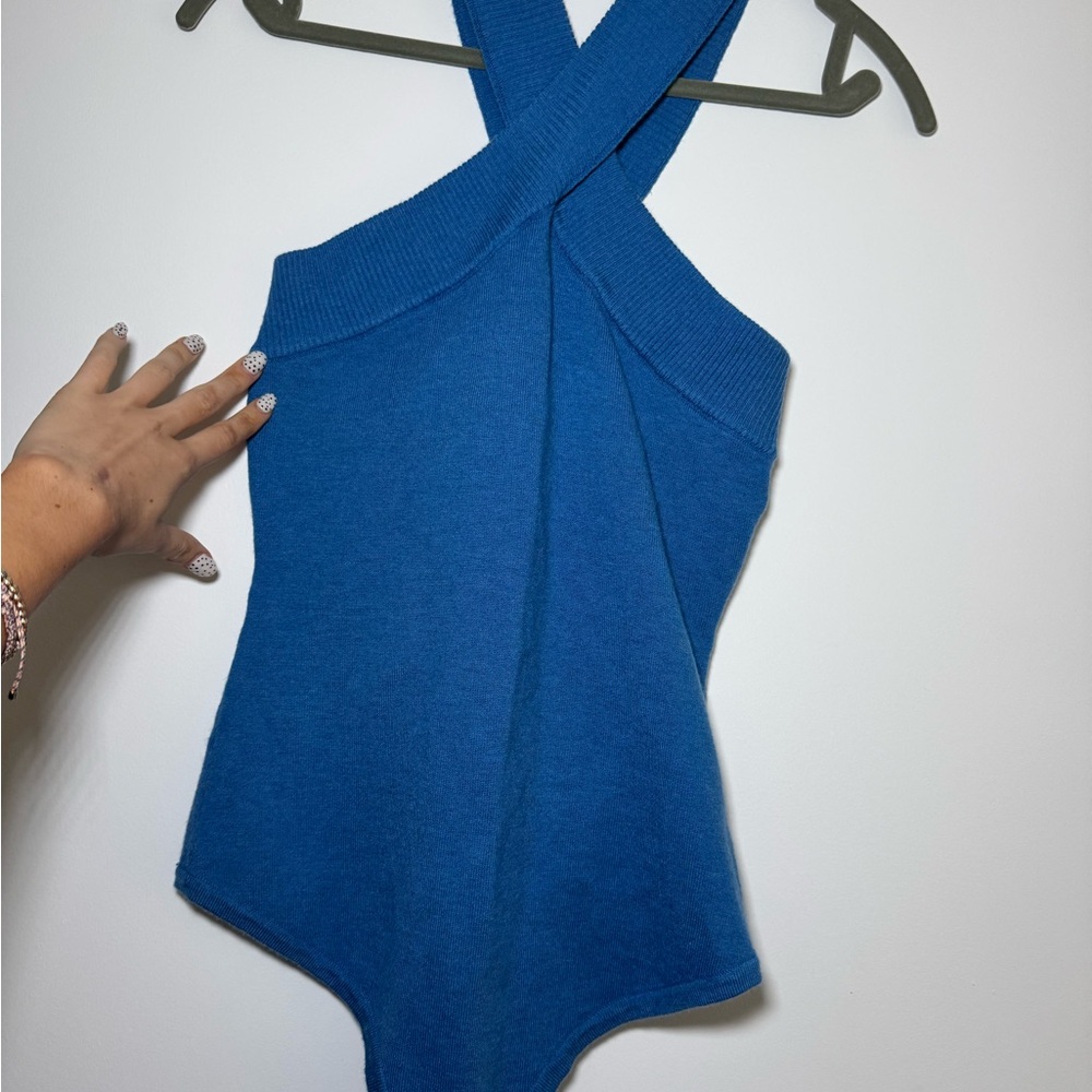 Le Lis Vibrant Blue Knit Top